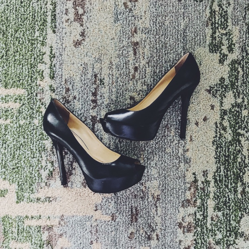 Enzo Angiolini Black Open Toe Heels